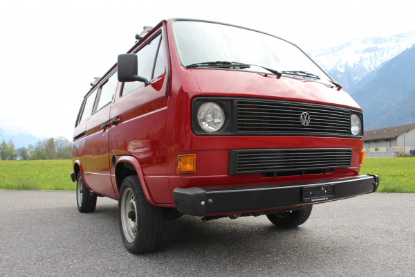 Top gepflegter 9 Plätzer Familienbus