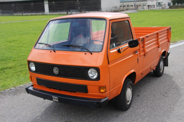 VW T3 Typ2 Pick UP orange wieder im Arbeitseinsatz.