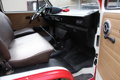 VW Bus T3 Typ 2 Doka rot 032-18